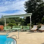 Les Noisetiers Maison Familiale Avec Piscine *