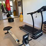 Les Noisetiers Maison Familiale Avec Piscine Joze