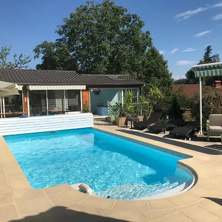 度假居 Les Noisetiers Maison Familiale Avec Piscine Joze