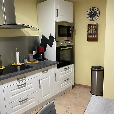 Les Noisetiers Maison Familiale Avec Piscine