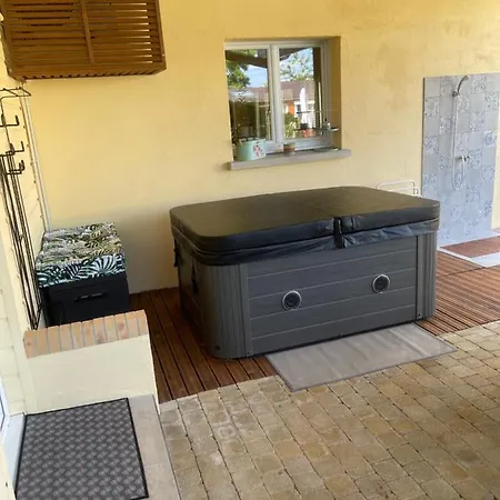 度假居 Les Noisetiers Maison Familiale Avec Piscine