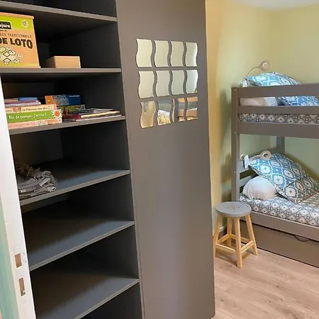 Les Noisetiers Maison Familiale Avec Piscine 度假居 *