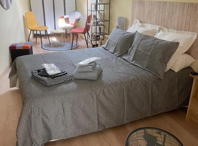 Vakantiehuis Les Noisetiers Maison Familiale Avec Piscine *